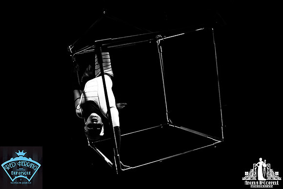 Toronto Burlesque Photographer | Babes in Space 3DD | Revival