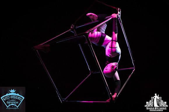 Toronto Burlesque Photographer | Babes in Space 3DD | Revival