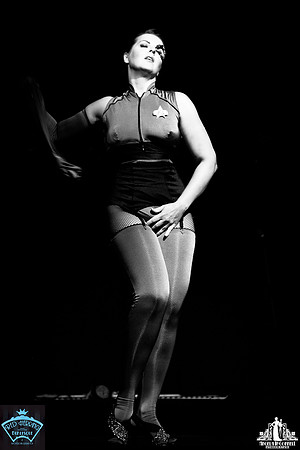 Toronto Burlesque Photographer | Babes in Space 3DD | Revival