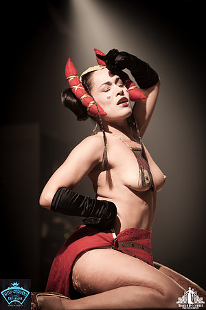 Toronto Burlesque Photographer | Babes in Space 3DD | Revival