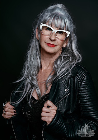 Contemporary Portraits | Vancouver Photographer | Photography by Angela McConnell