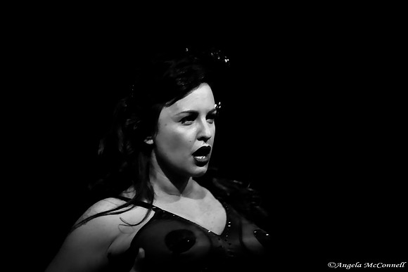 Photography by Angela McConnell-20090607-1551