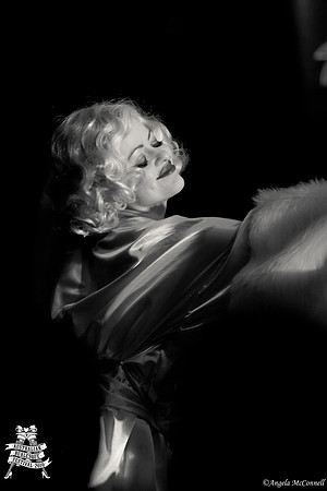 Photography by Angela McConnell-20110604-4558